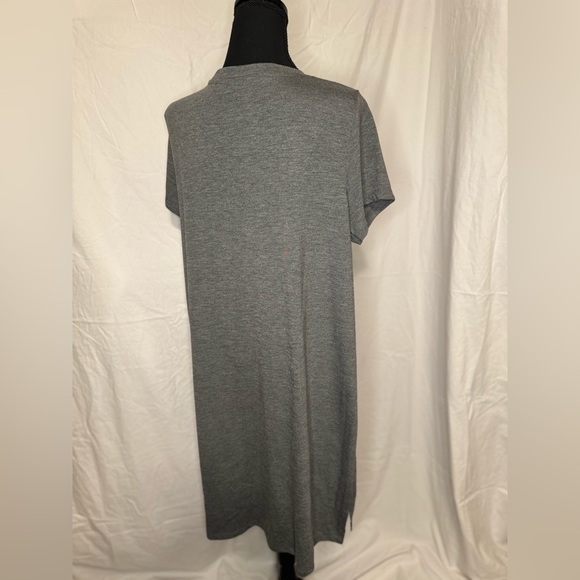 Grey T-shirt dress - Picture 3 of 3